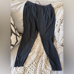 Lululemon Men’s Pace Breaker Jogger Ankle-Zip Pants. Black. Large.